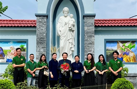 Hành Trình Yêu Thương – Nghĩa Sinh VHQ tại Tu viện TSBA Vinh