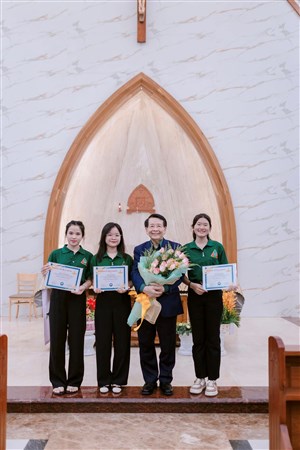 🌸 3 cô gái xinh xắn của tổ🌸