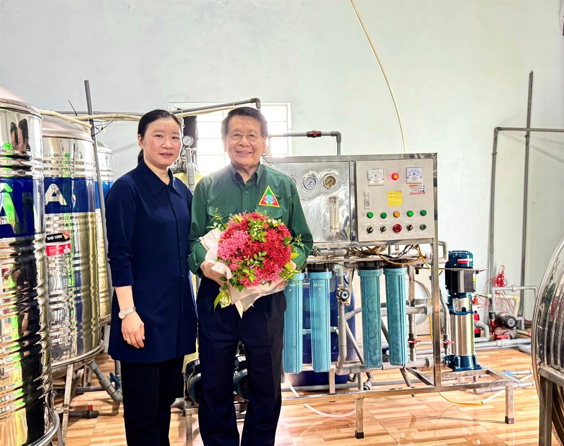 Nghĩa Sinh VHQ trao tặng máy lọc nước cho Tu viện TSBA Vinh - 1