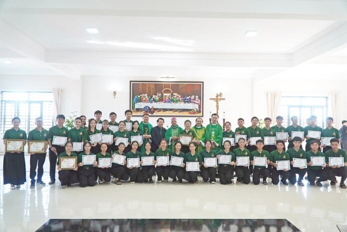 Giáo phận Vinh: Khóa huấn luyện Nghĩa Sinh Công Giáo 2025 - 1