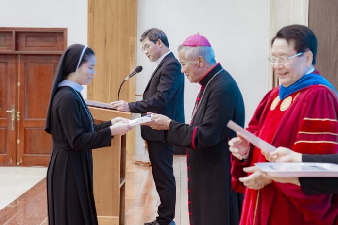 Học viện liên dòng Thánh Giáo hoàng Gioan XXIII GP.Vinh: Khóa học “Kỹ năng lãnh đạo phục vụ” - 10